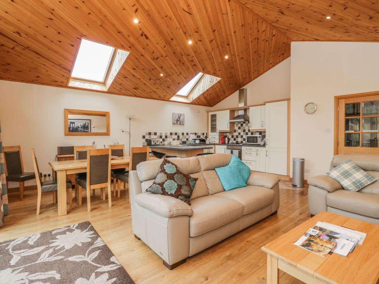 Burnside Lodge Lodge 1, Glengoulandie Aberfeldy Dış mekan fotoğraf